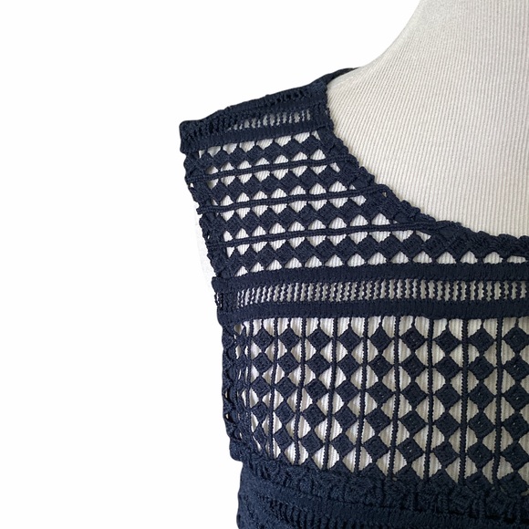 NWT CUPCAKES AND CASHMERE navy blue crochet sleeveless top XS new with tags - Picture 8 of 11